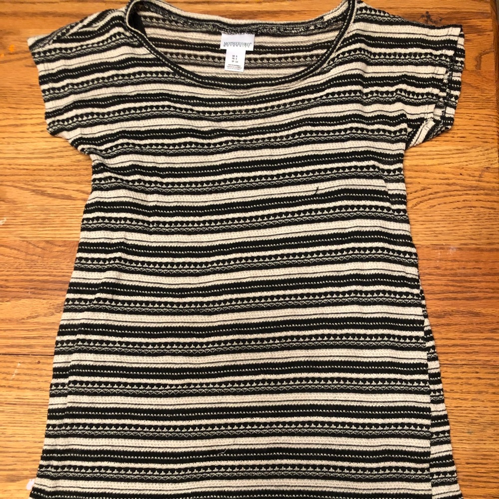 Maternity shirt.